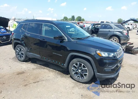 2022 Jeep Compass Latitude Fwd из США, поврежденный, VIN 3C4NJCBB6NT137361